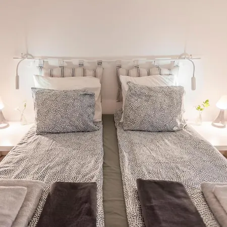 Hébergement de vacances La Maison Sur La Colline Aubeterre-sur-Dronne