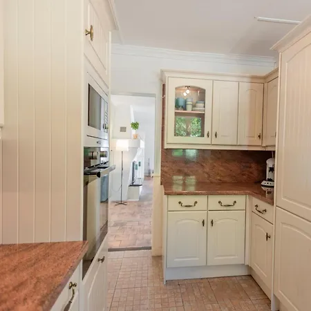 La Maison Sur La Colline Hébergement de vacances *