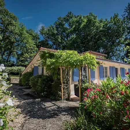 Hébergement de vacances La Maison Sur La Colline Aubeterre-sur-Dronne