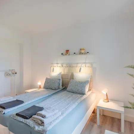 La Maison Sur La Colline * Aubeterre-sur-Dronne