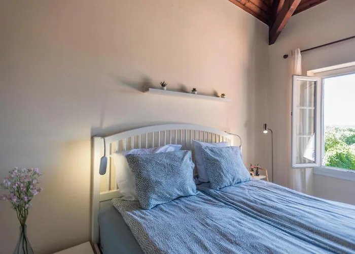 La Maison Sur La Colline Сasa de vacaciones