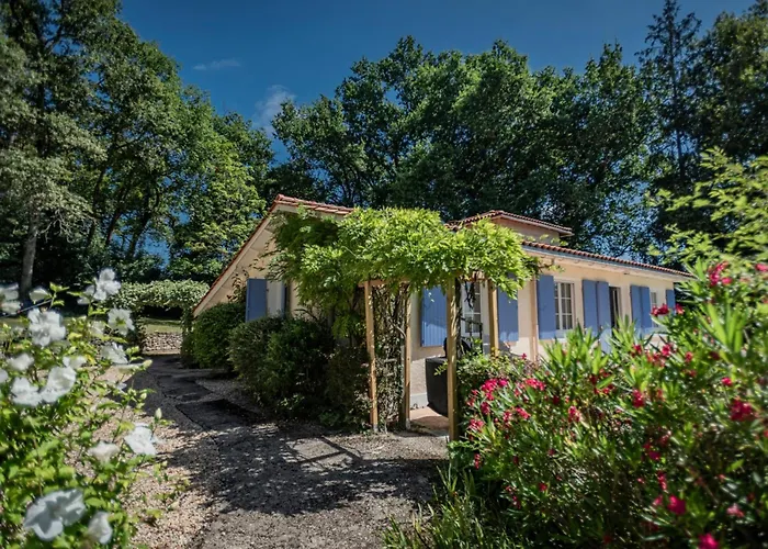 Сasa de vacaciones La Maison Sur La Colline Aubeterre-sur-Dronne