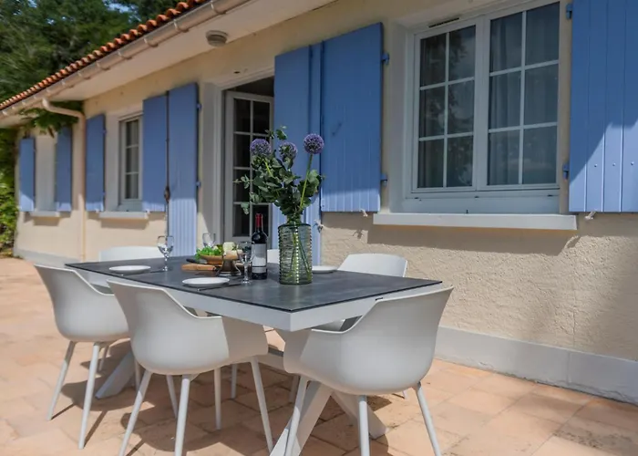 La Maison Sur La Colline * Aubeterre-sur-Dronne